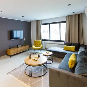 https://sunset-luxury-apartments-with-gym-in-lac-1.tunis-best-hotels.com